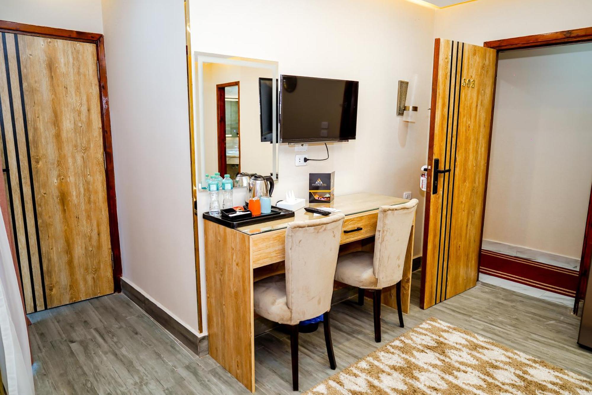 Pyramids Hotel Kafrat al Jabal Exterior photo