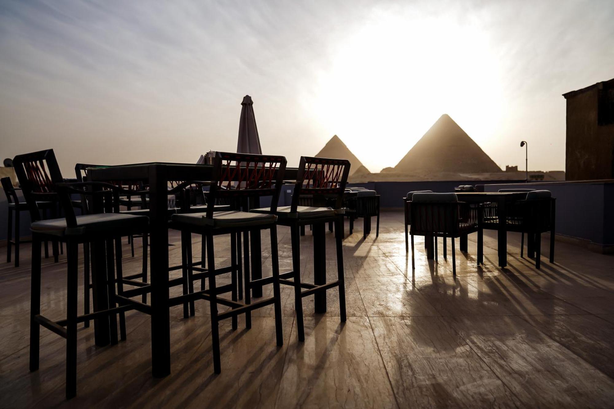 Pyramids Hotel Kafrat al Jabal Exterior photo